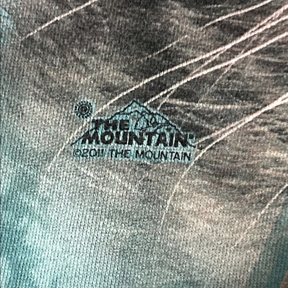 VINTAGE 2011 | THE MOUNTAIN Tie Dye Cat Graphic Hoodie - Picture 3 of 5